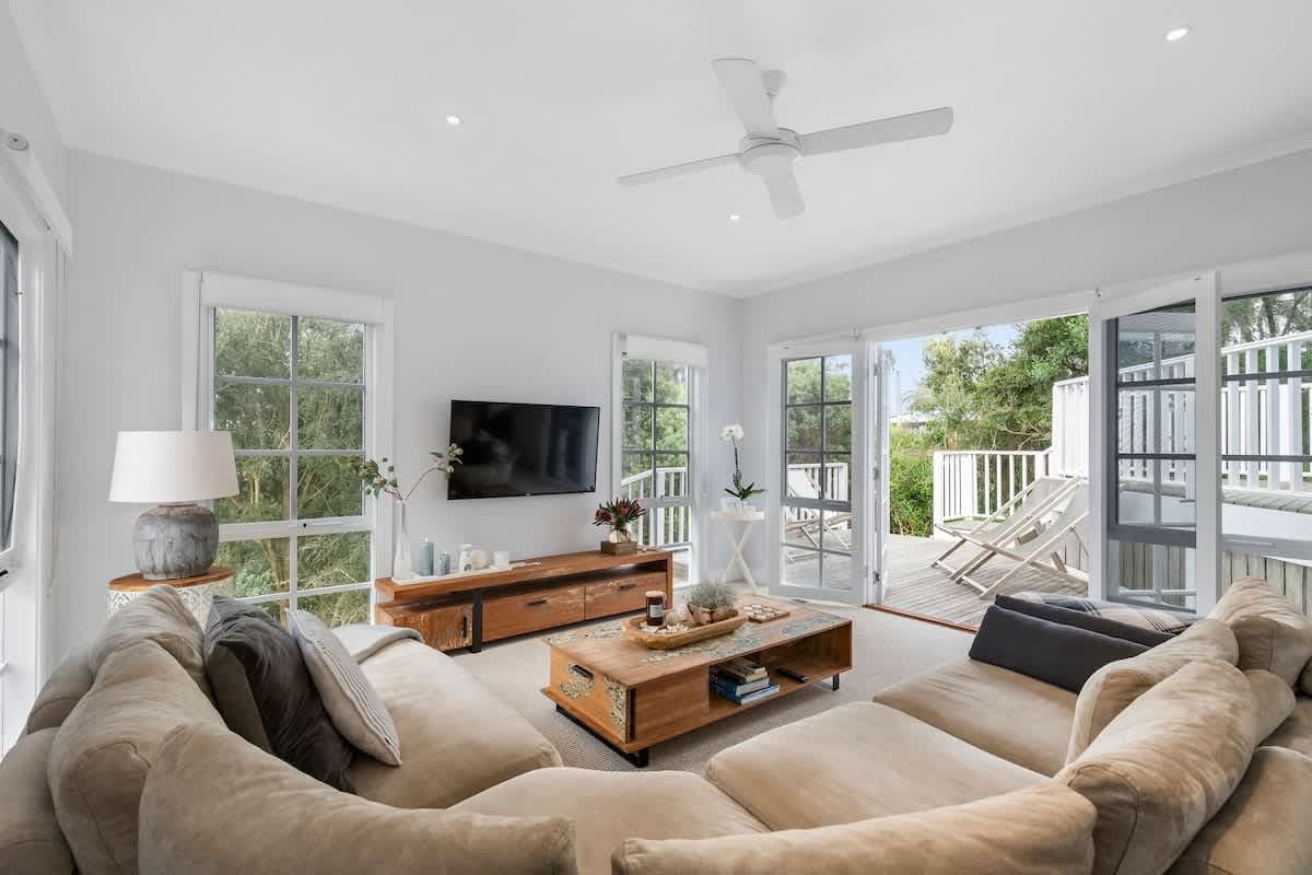 Furnished 2 Bedroom House in Rye