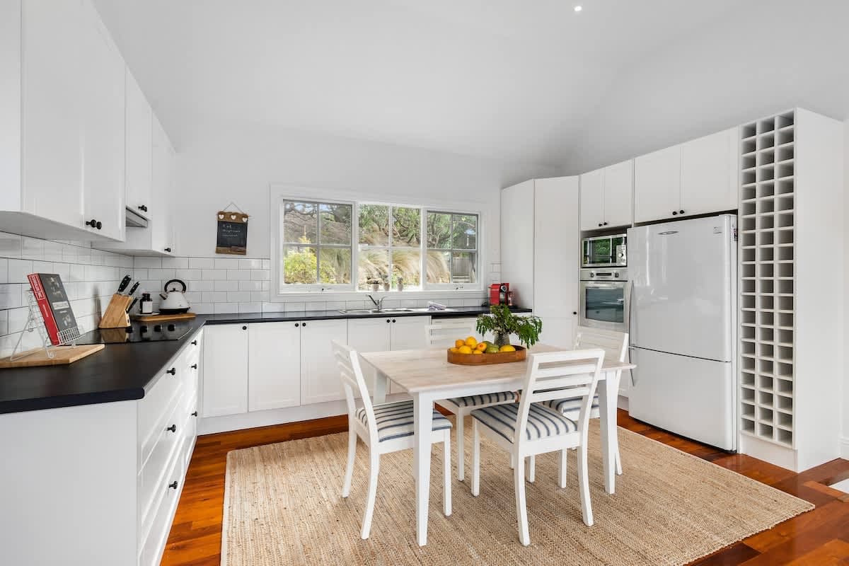 Furnished 2 Bedroom House in Rye