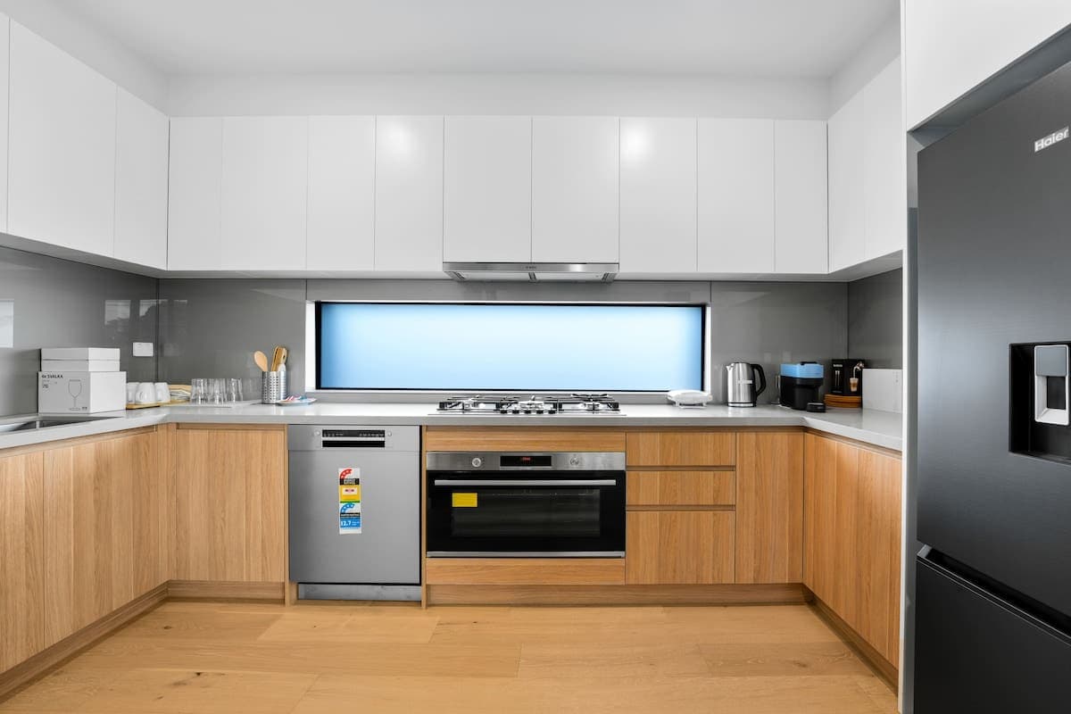 Furnished 3 Bedroom Rental in Mount Waverley