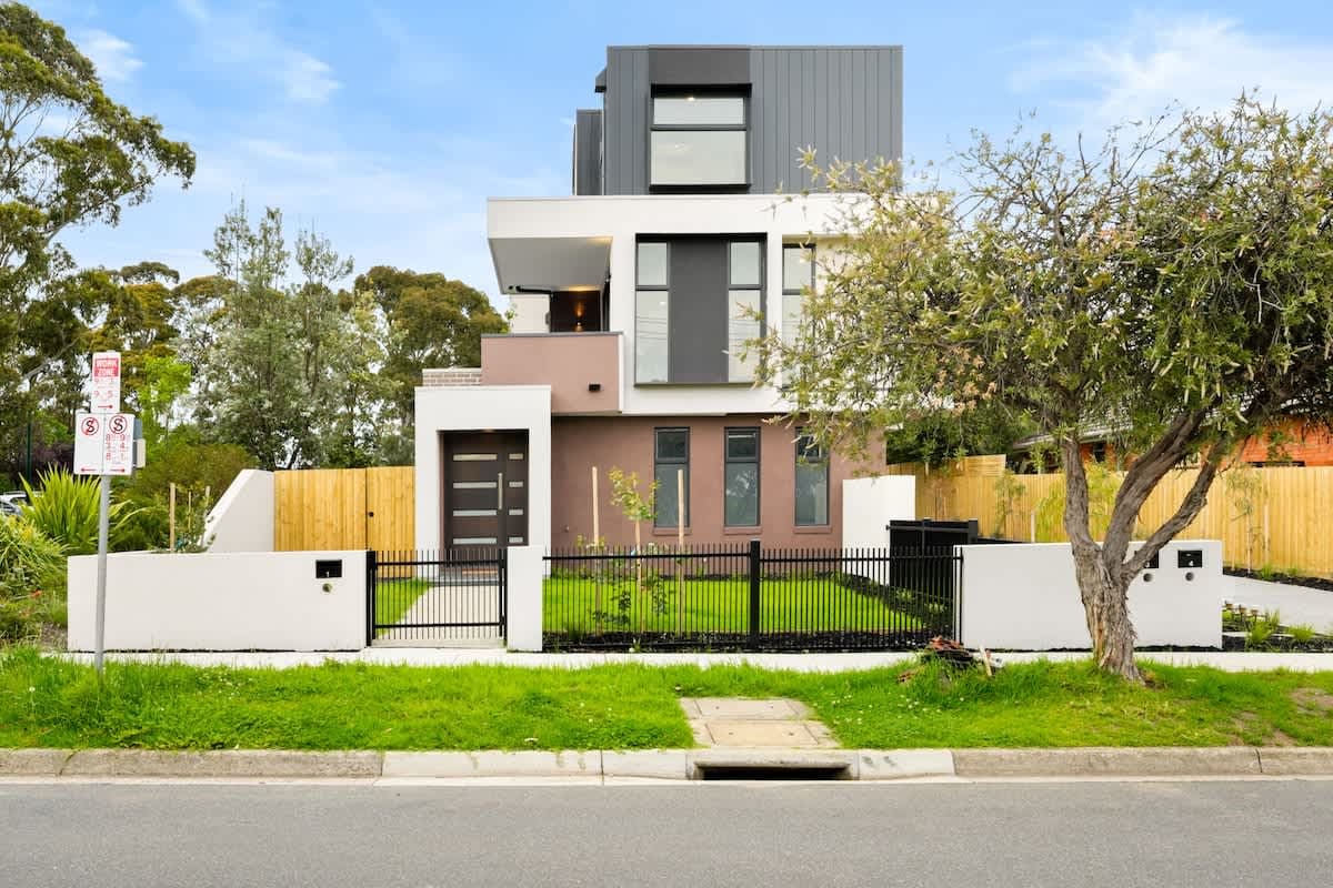 Furnished 3 Bedroom Rental in Mount Waverley
