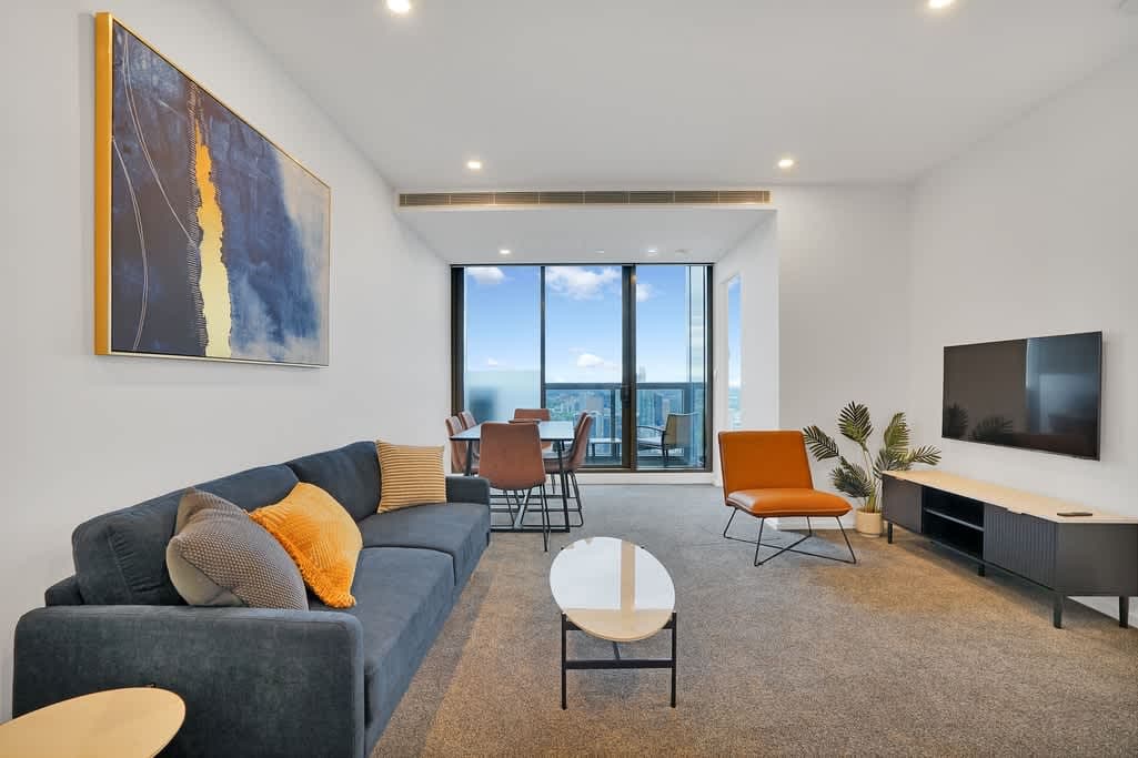 Furnished 2 Bedroom Rental in Southbank