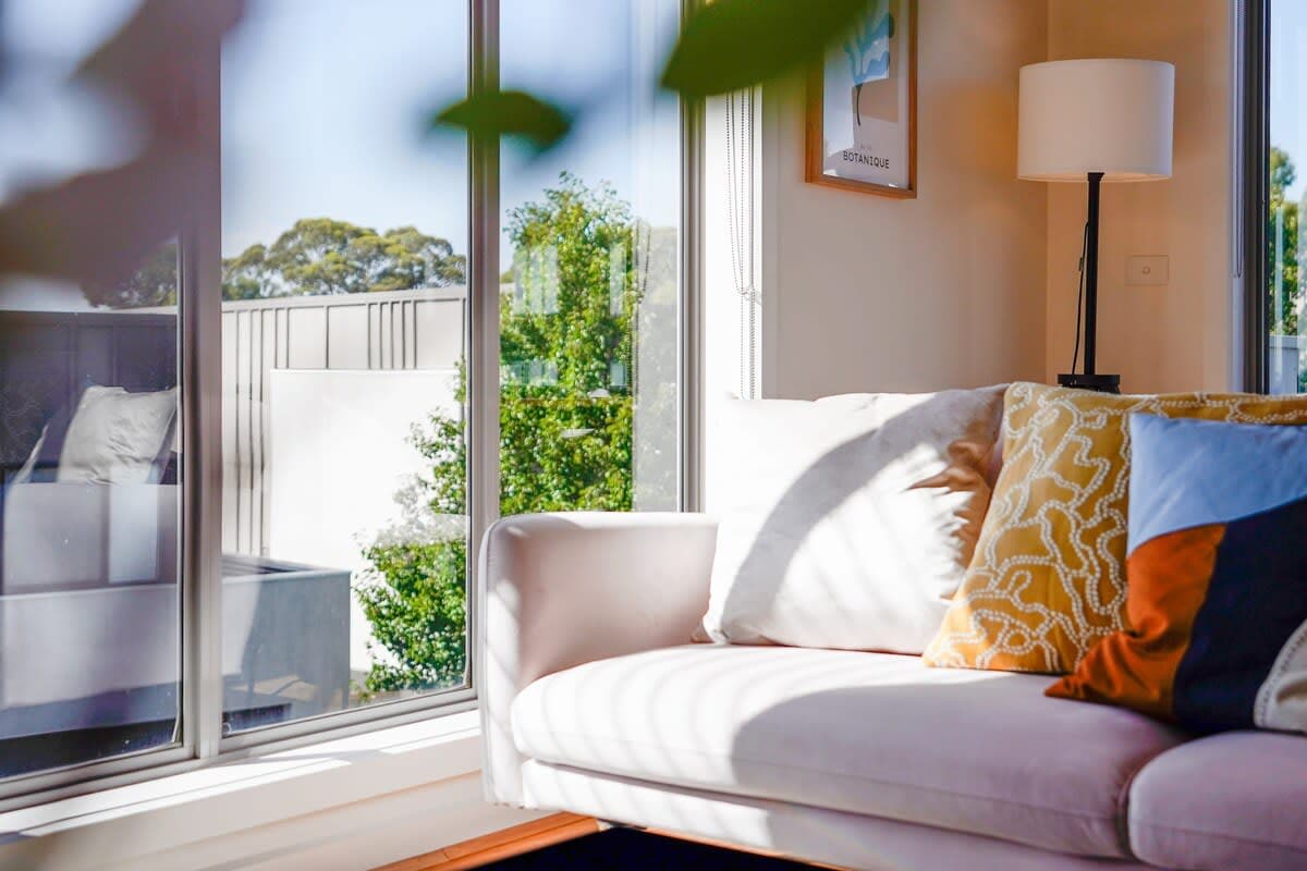 Furnished 2 Bedroom Apartment in Burwood