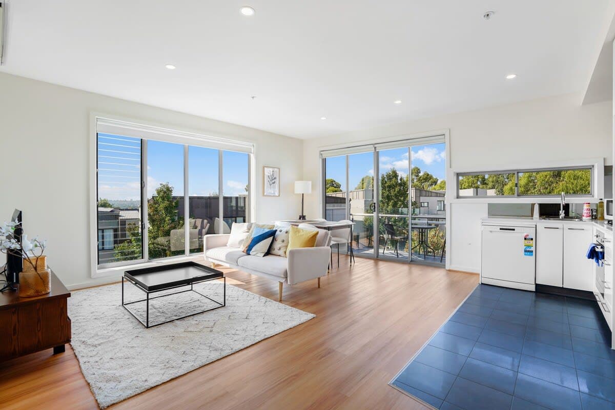 Furnished 2 Bedroom Apartment in Burwood