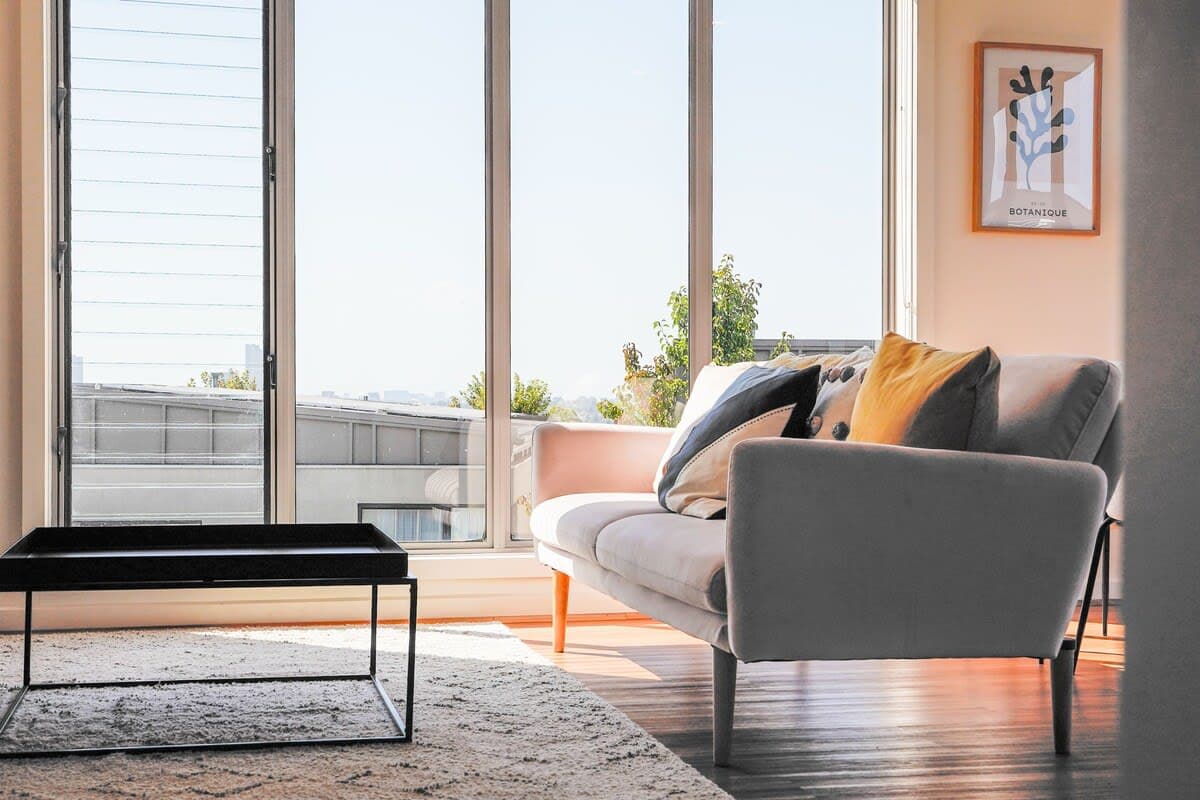 Furnished 2 Bedroom Apartment in Burwood