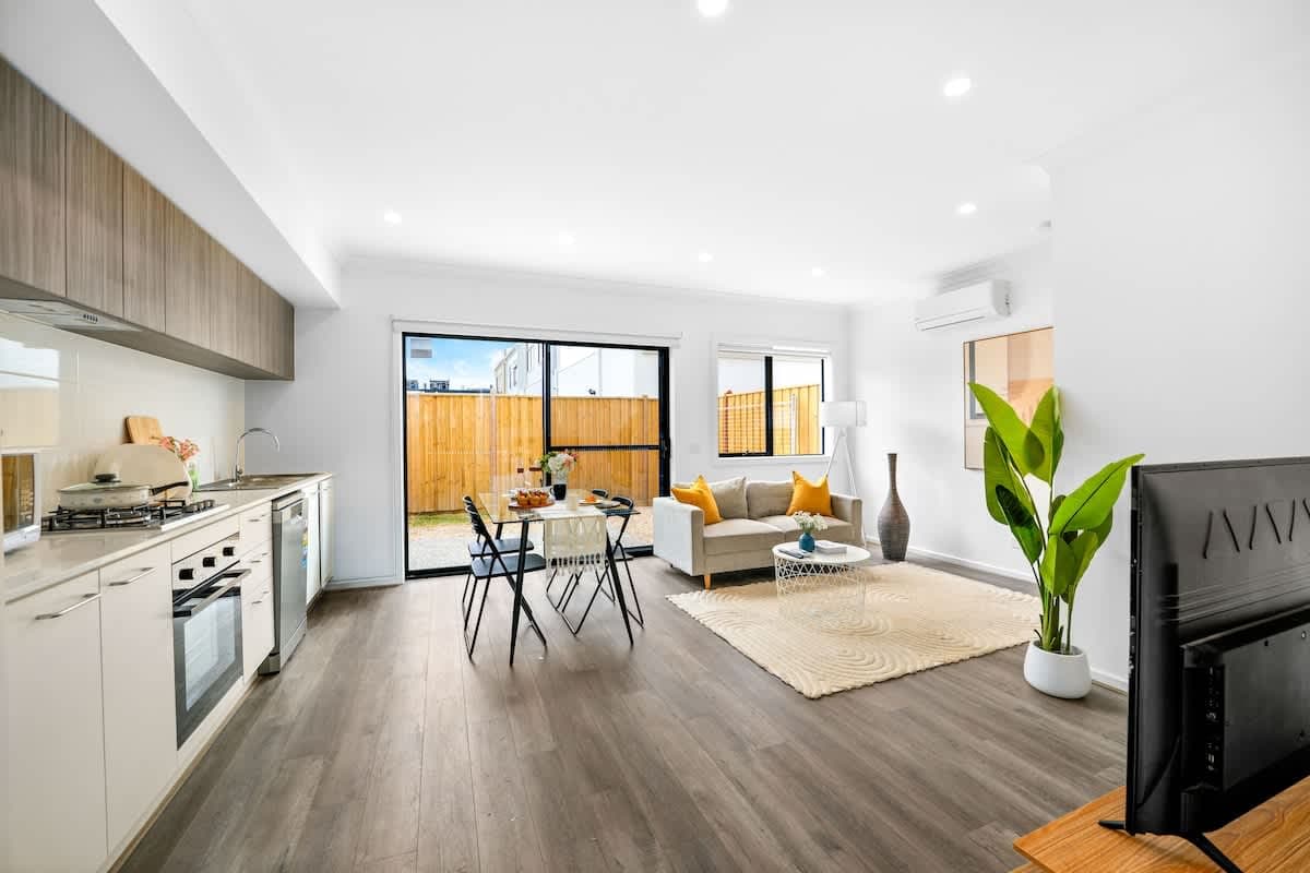 Furnished 3 Bedroom House in Berwick