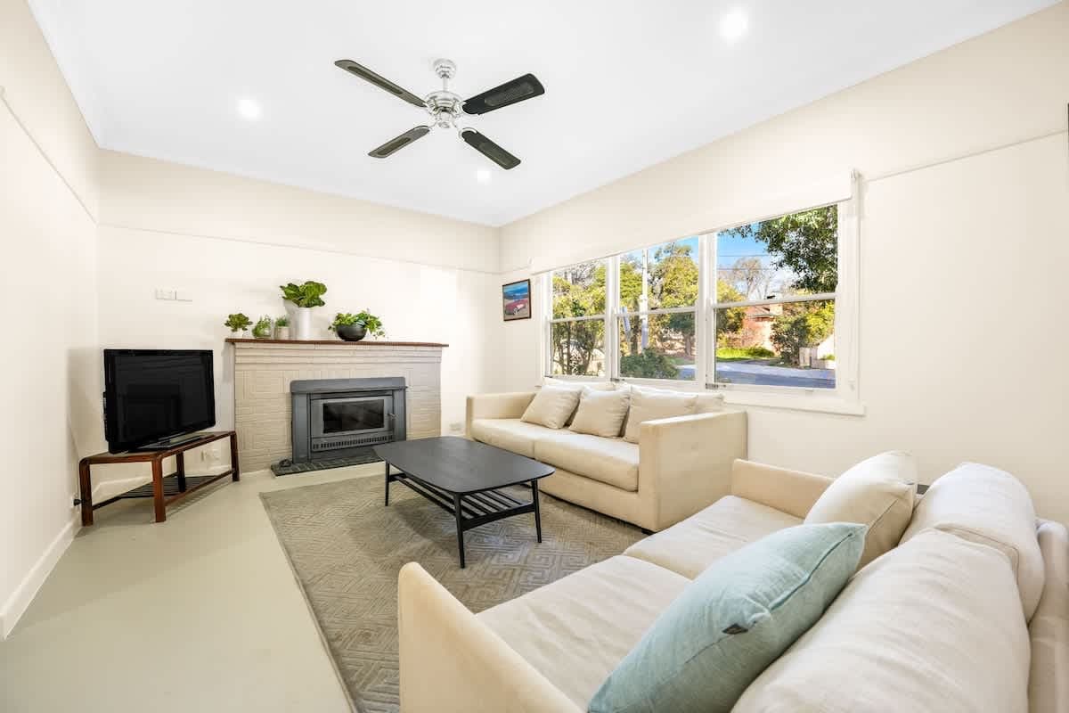 Furnished 3 Bedroom House in Heidelberg West