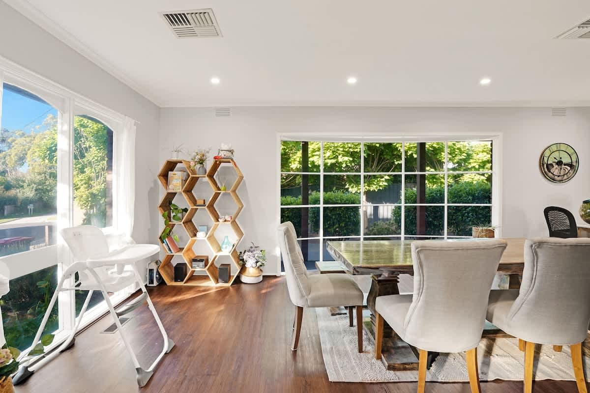 Furnished 3 Bedroom House in Wheelers Hill