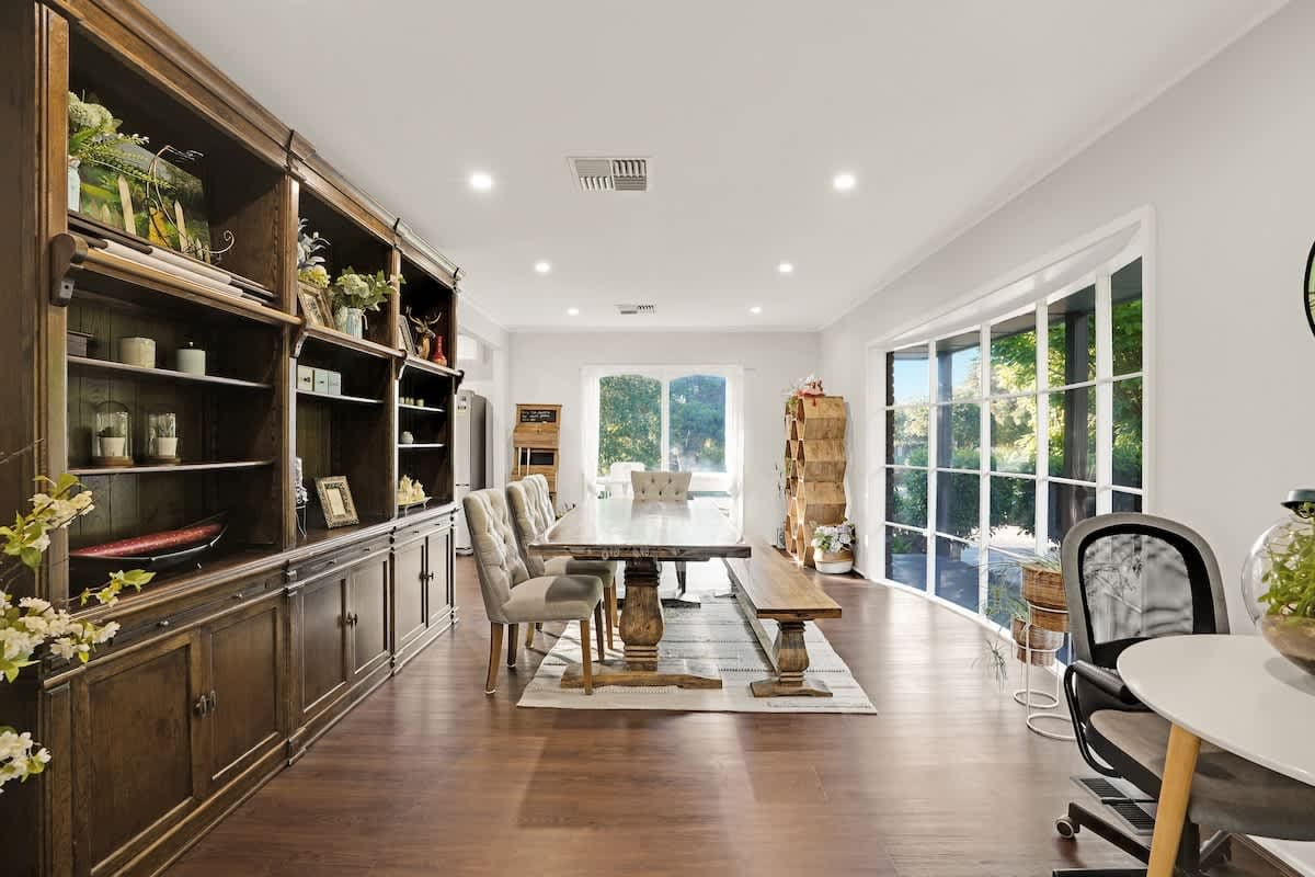 Furnished 3 Bedroom House in Wheelers Hill