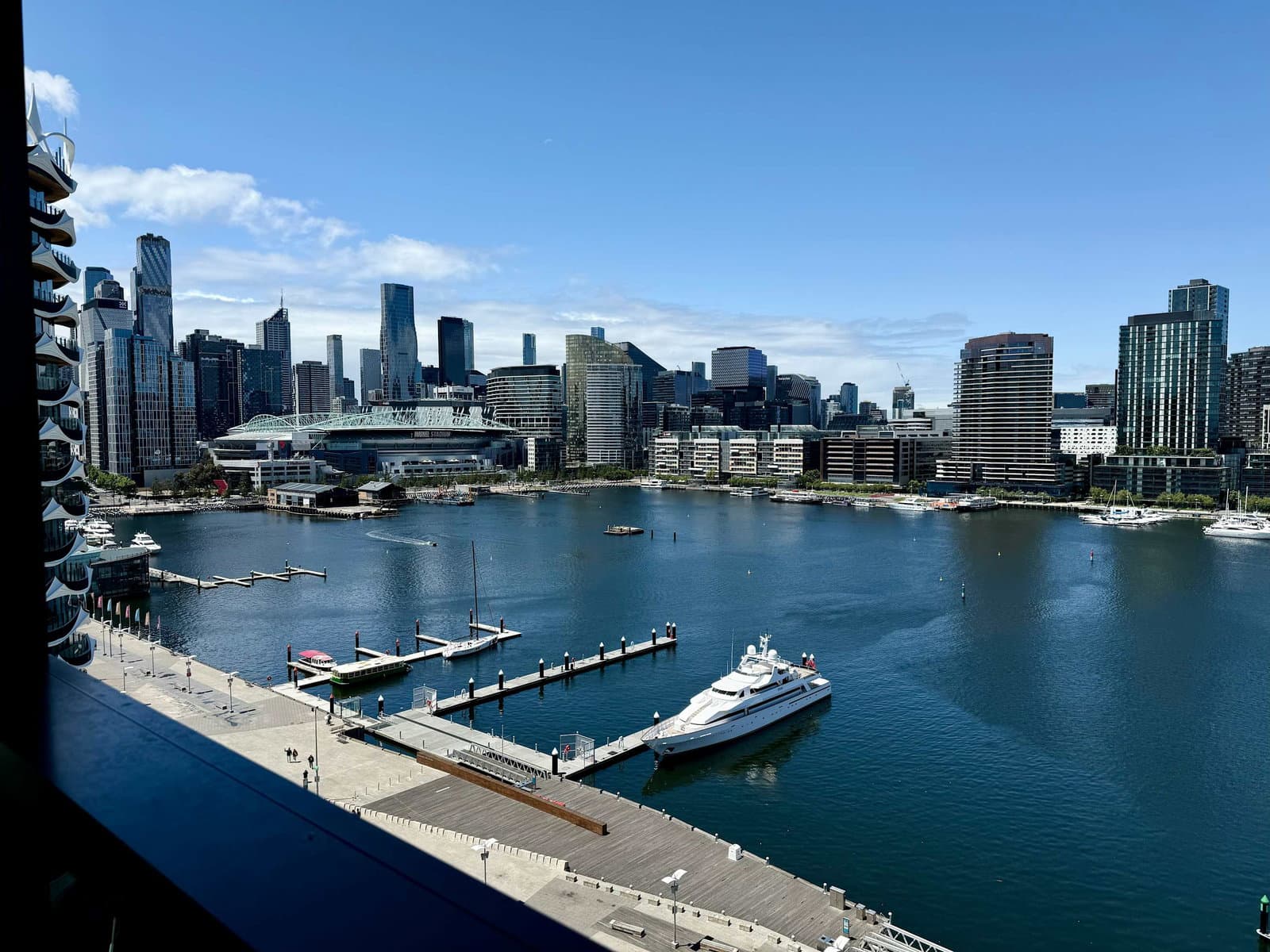 Furnished 1 Bedroom Apartment in Docklands