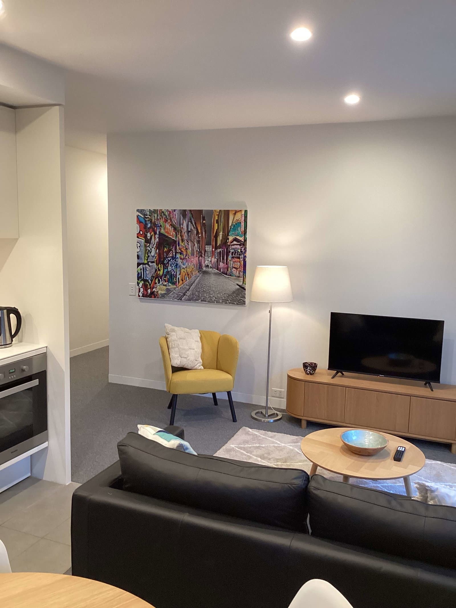 Furnished 1 Bedroom Apartment in Docklands