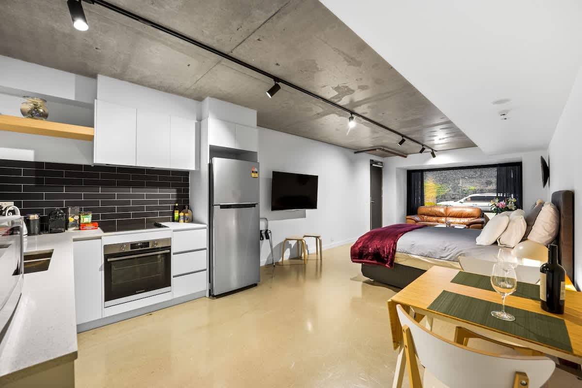 Furnished 1 Bedroom Apartment in Richmond