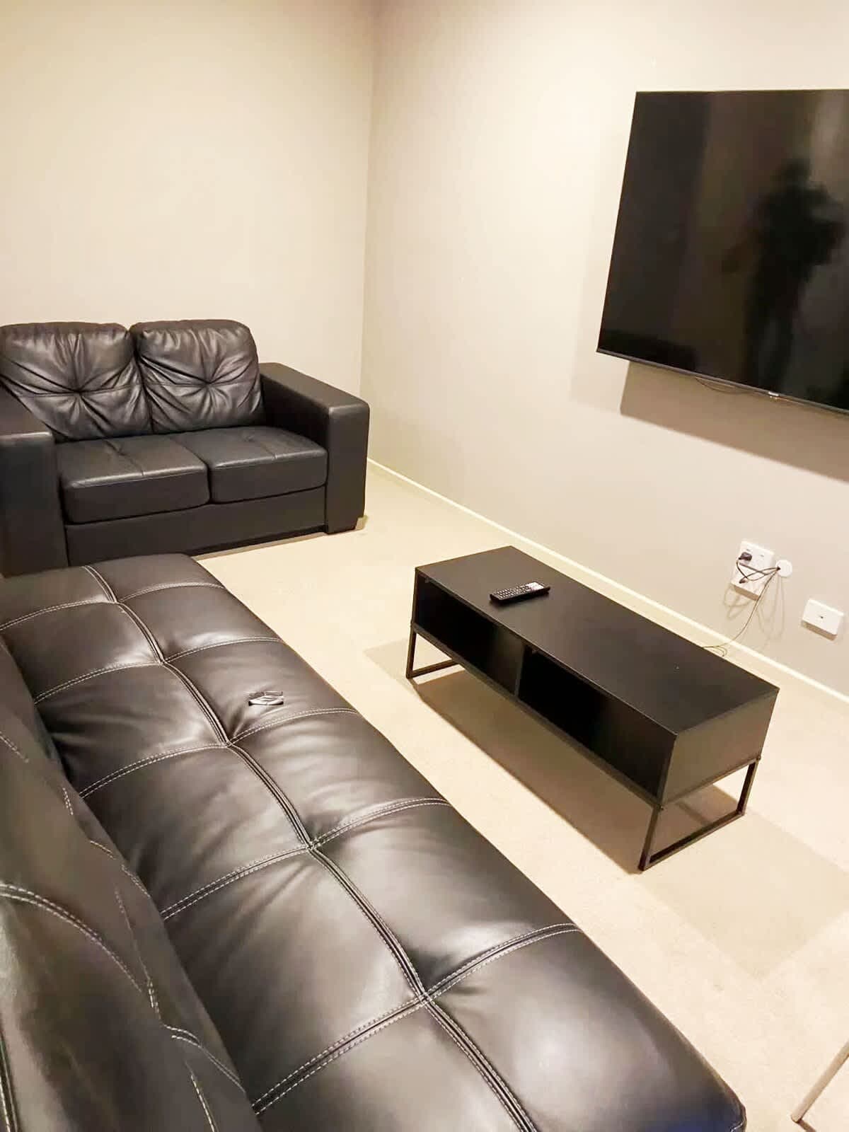 Furnished 3 Bedroom House in Point Cook