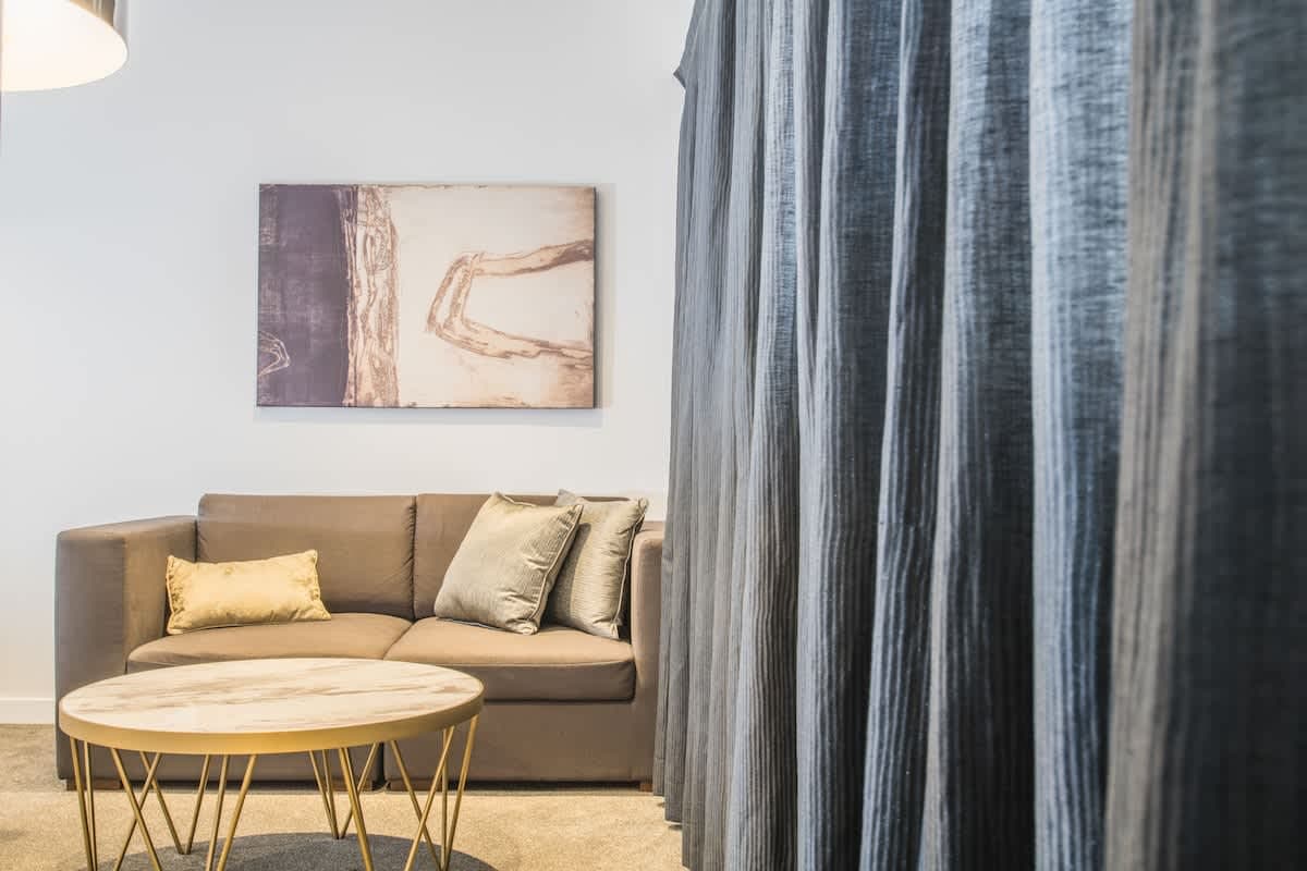 Furnished 1 Bedroom Apartment in Chatswood