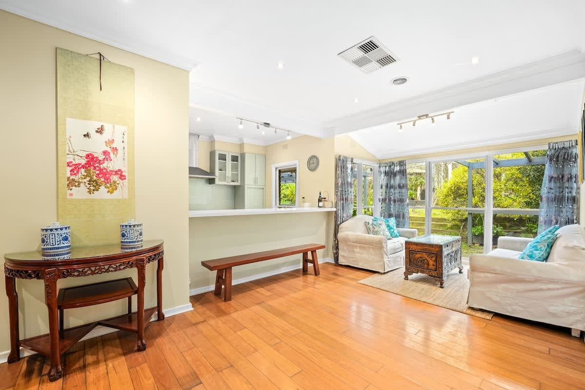 Furnished 5 Bedroom House in Donvale