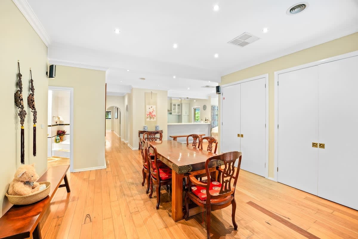 Furnished 5 Bedroom House in Donvale