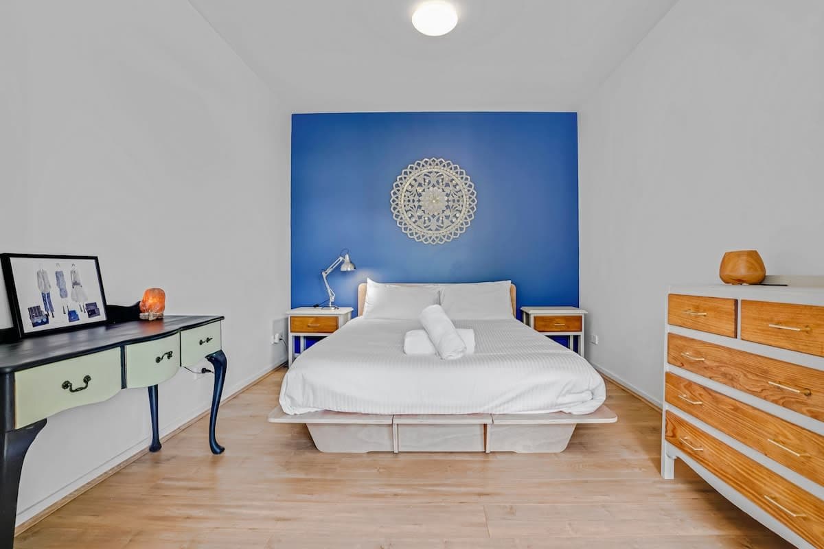 Furnished 2 Bedroom Apartment in Brunswick