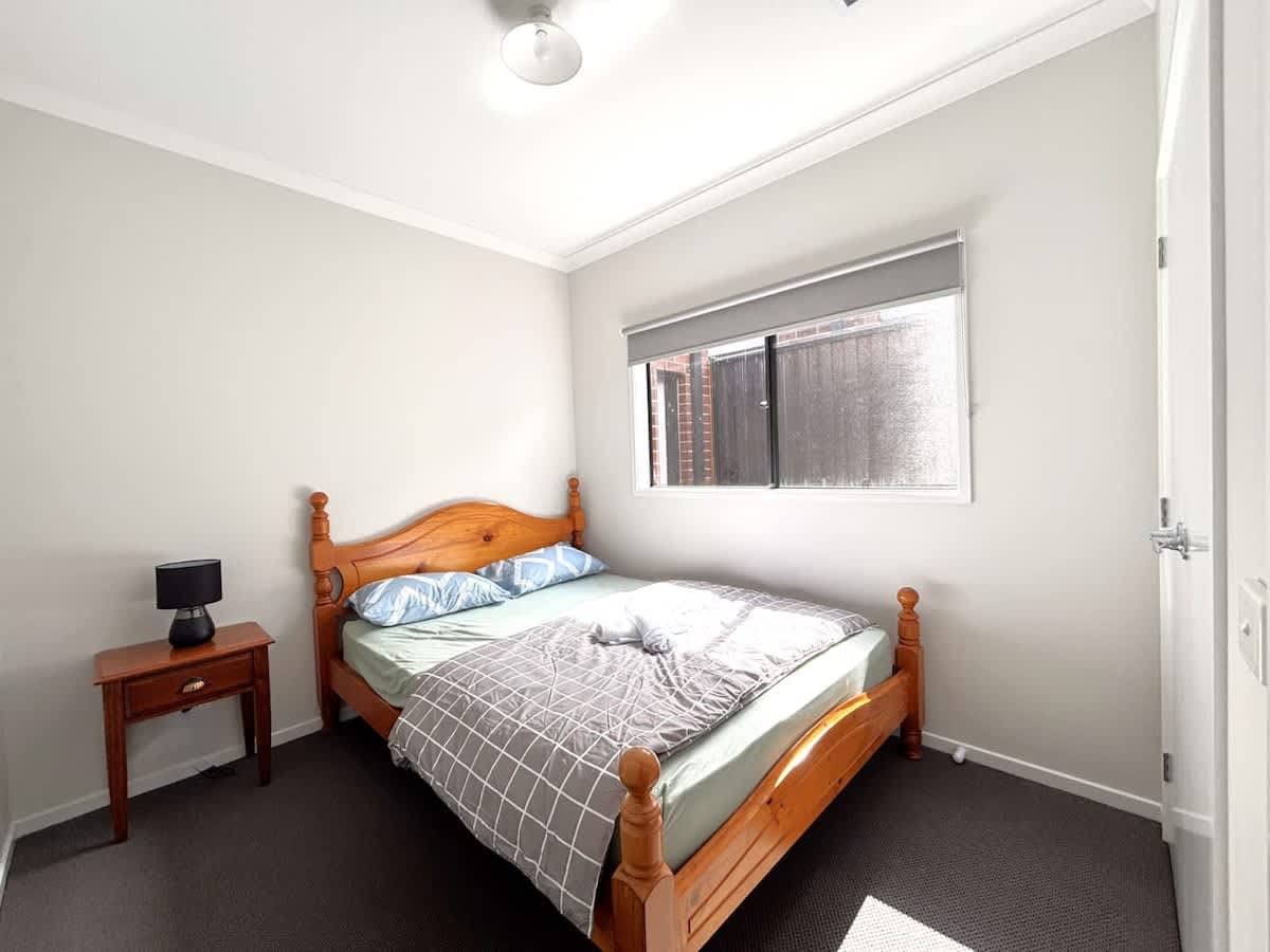 Furnished 4 Bedroom House in Kalkallo