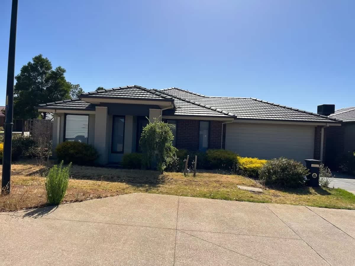 Furnished 4 Bedroom House in Melton South