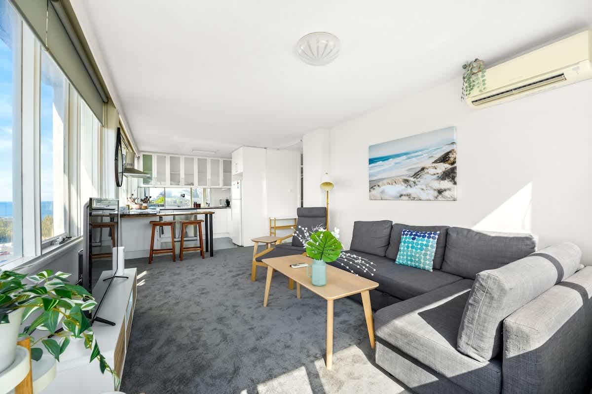 Furnished 1 Bedroom Apartment in St Kilda