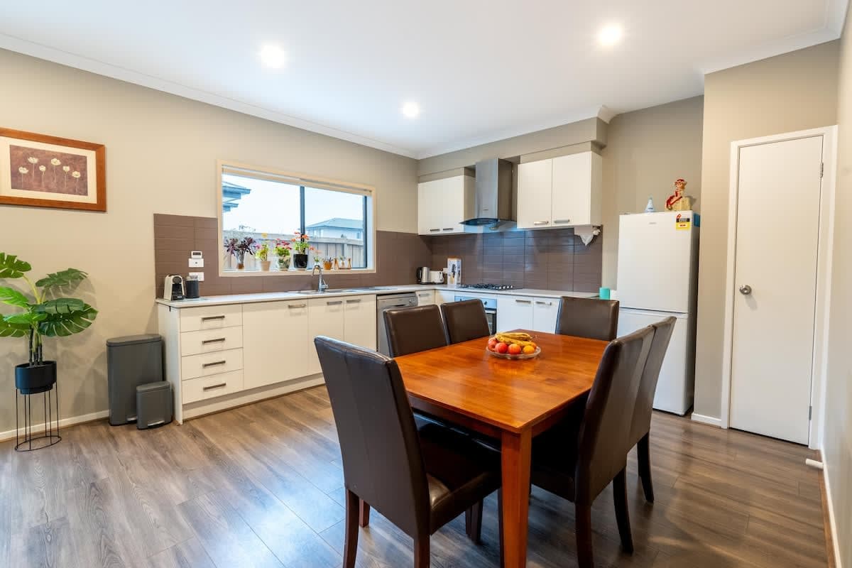 Furnished 4 Bedroom House in Clyde