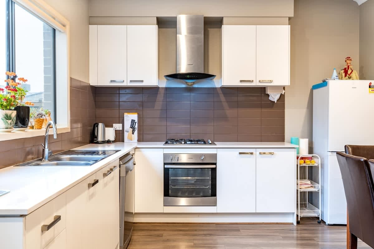 Furnished 4 Bedroom House in Clyde