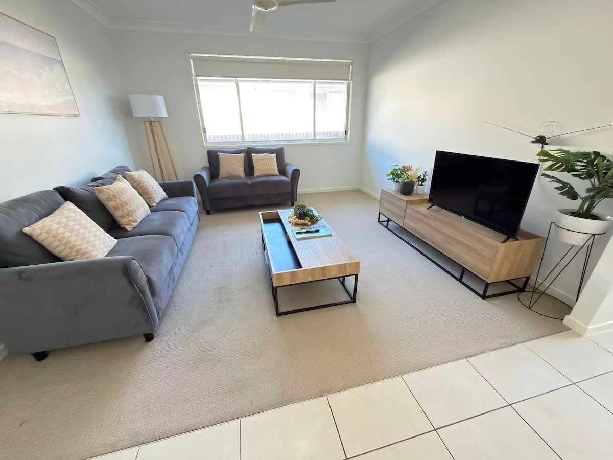 Furnished 4 Bedroom House in Andergrove