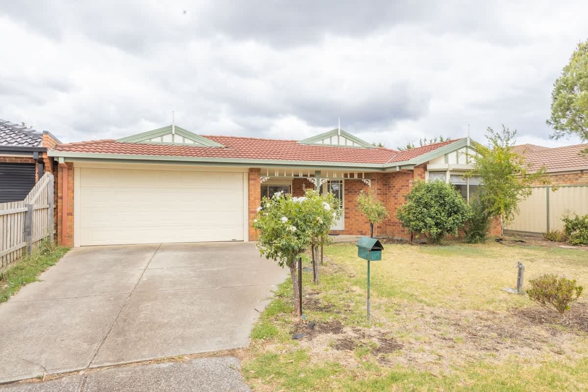Furnished 3 Bedroom House in Hoppers Crossing