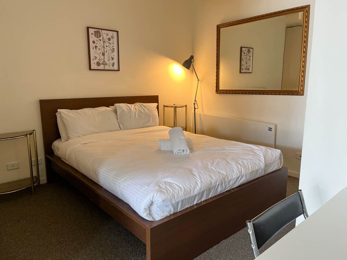 Furnished 1 Bedroom Apartment in Windsor