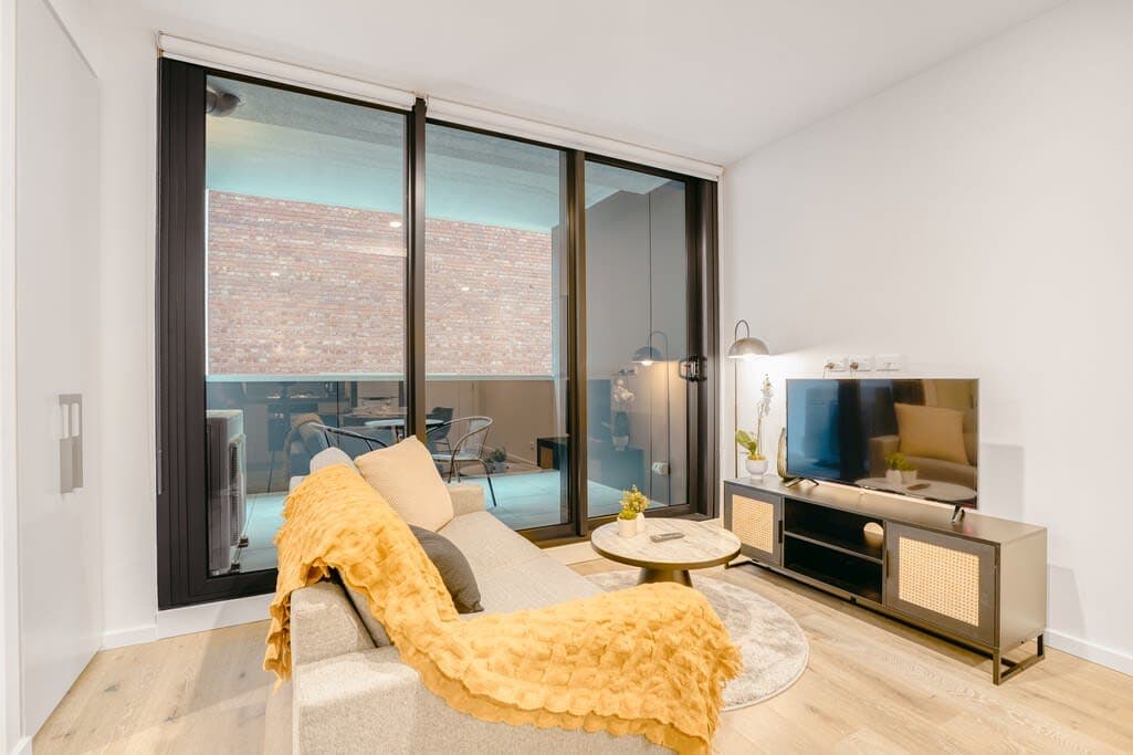 Furnished 2 Bedroom Apartment in Moonee Ponds