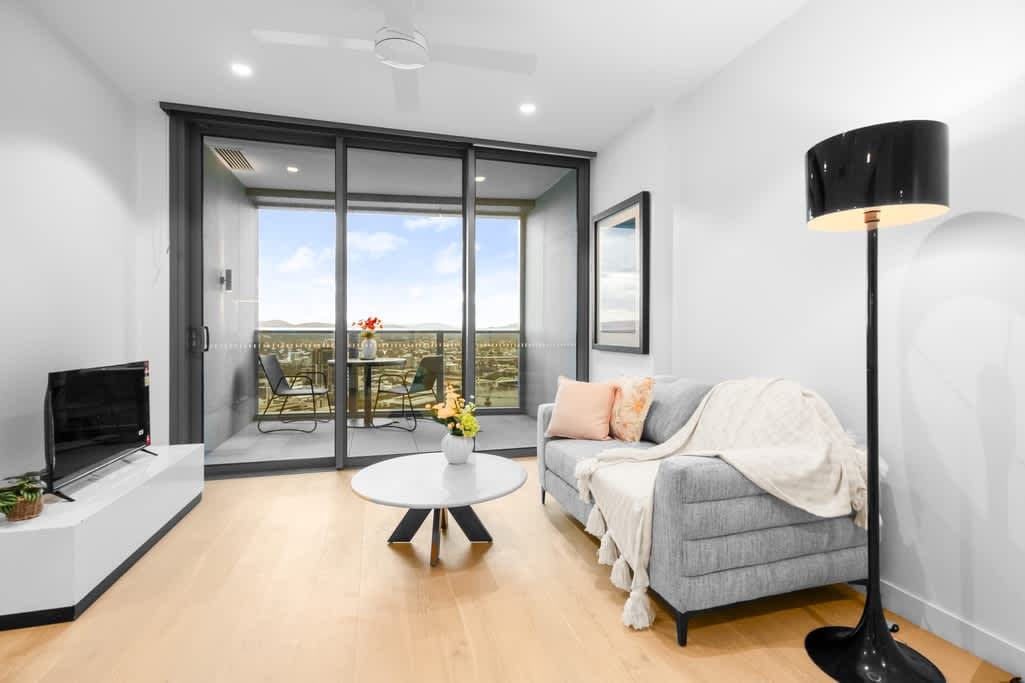 Furnished 1 Bedroom Apartment in Brisbane City