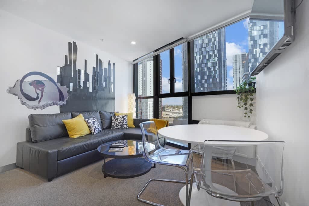 Furnished 1 Bedroom Apartment in Southbank