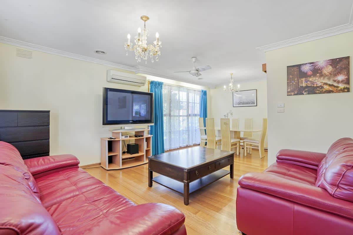 Furnished 2 Bedroom House in Oakleigh South