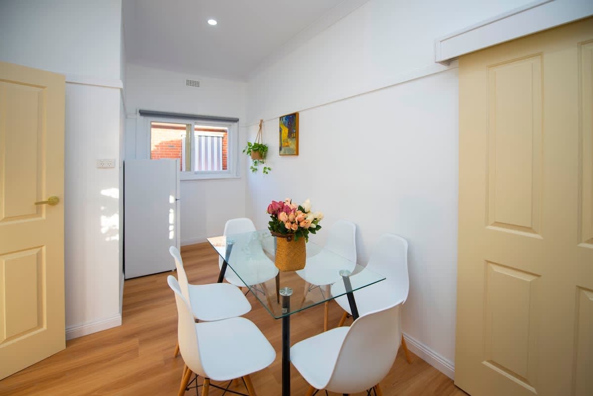 Furnished 3 Bedroom House in Hampton