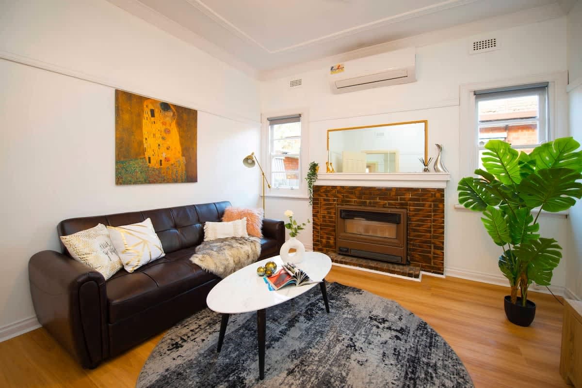 Furnished 3 Bedroom House in Hampton