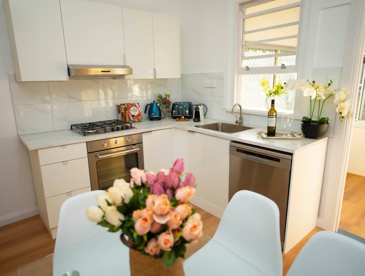 Furnished 3 Bedroom House in Hampton