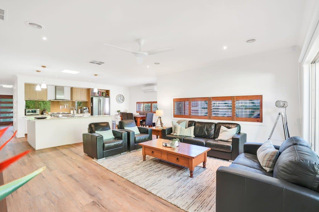 Furnished 3 Bedroom House in Berwick