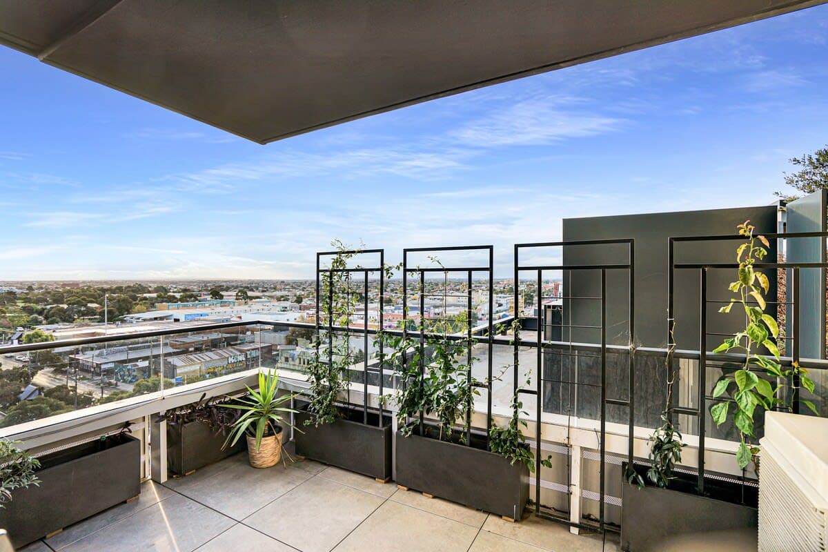 Furnished 1 Bedroom Apartment in Brunswick