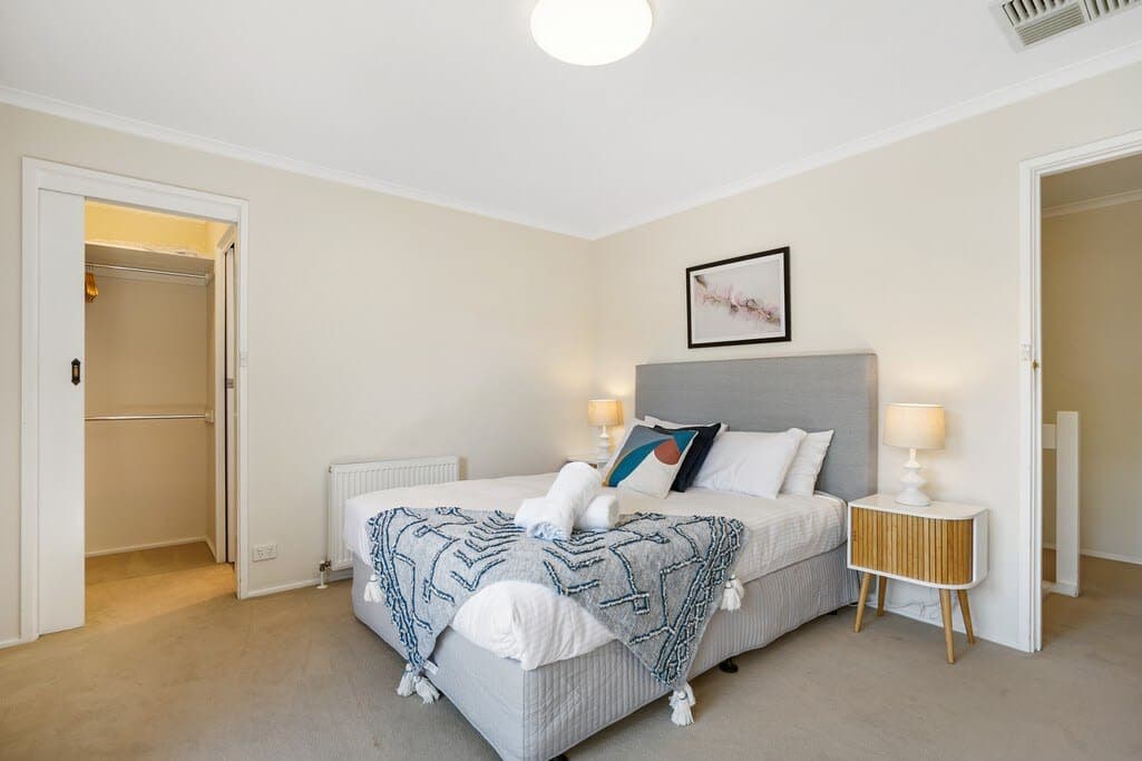 Furnished 3 Bedroom Rental in Balwyn