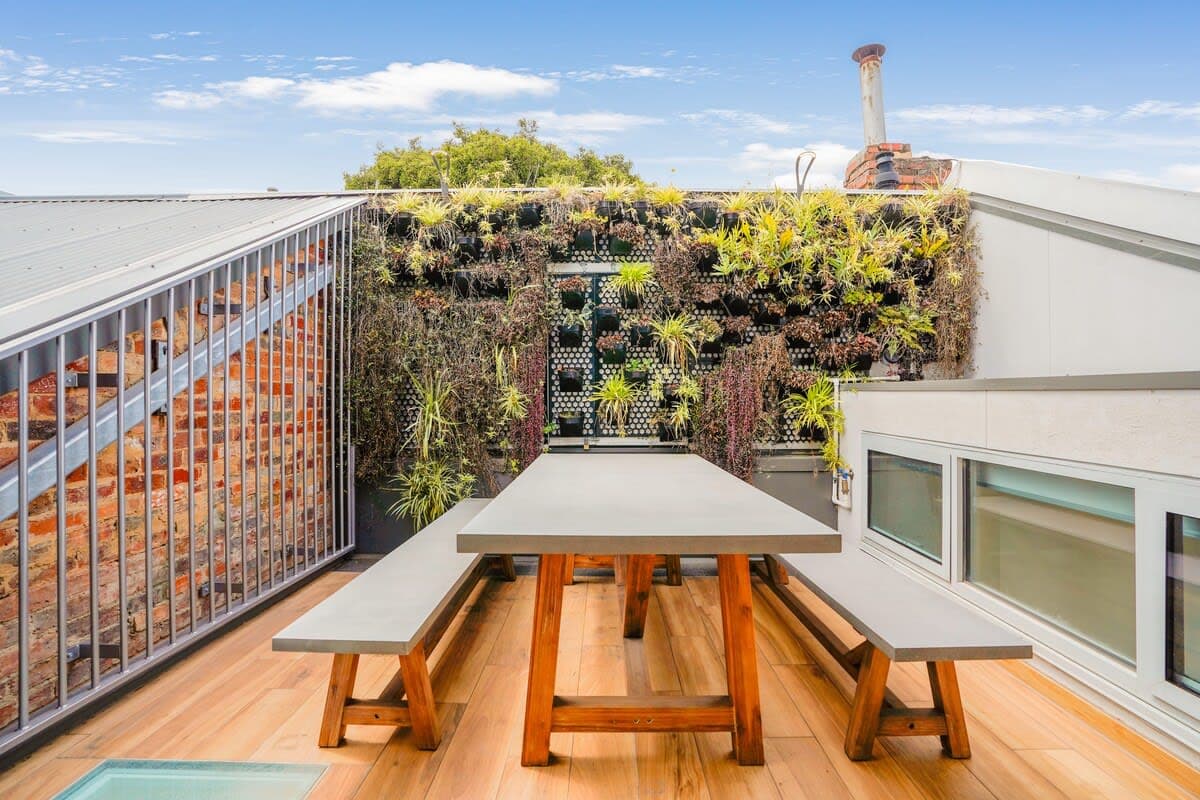 Furnished 4 Bedroom House in Carlton