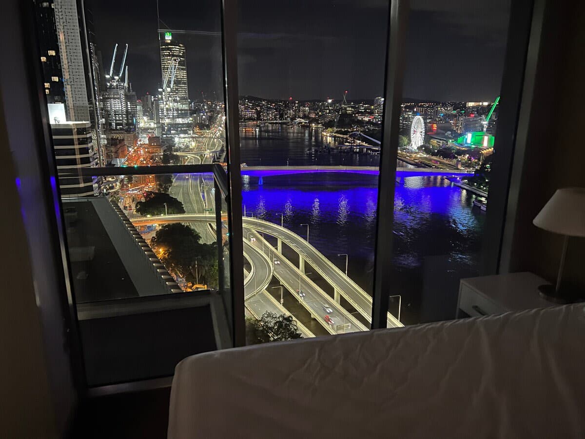 Furnished 2 Bedroom Apartment in Brisbane City