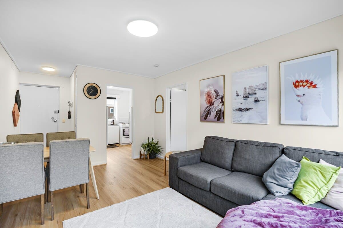 Furnished 1 Bedroom Apartment in Thornbury