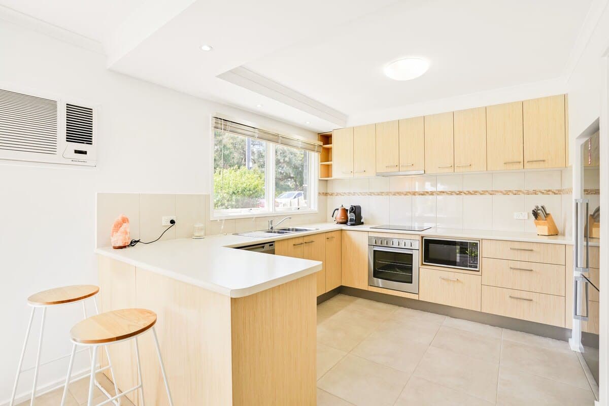 Furnished 2 Bedroom House in Rosebud