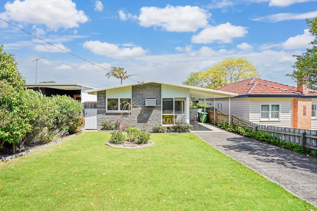 Furnished 2 Bedroom House in Rosebud
