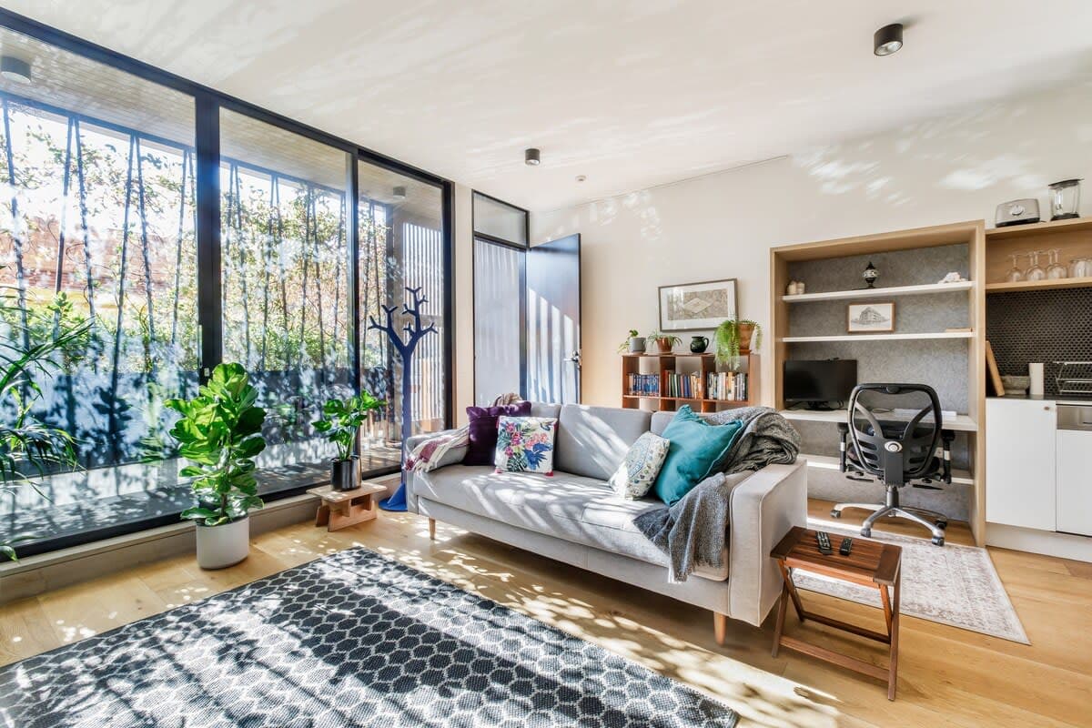 Furnished 1 Bedroom Apartment in Fitzroy