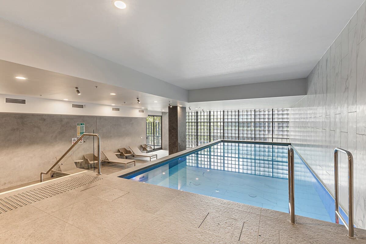 Furnished 1 Bedroom Apartment in West Melbourne
