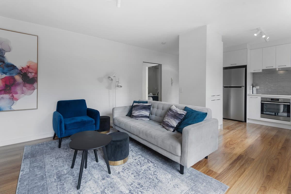 Furnished 2 Bedroom Apartment in South Yarra