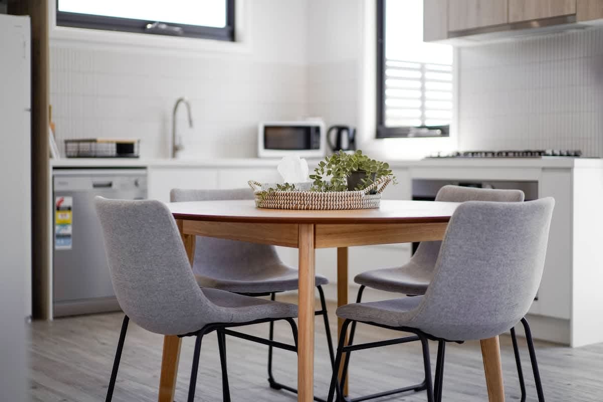 Furnished 2 Bedroom Rental in Rosebud