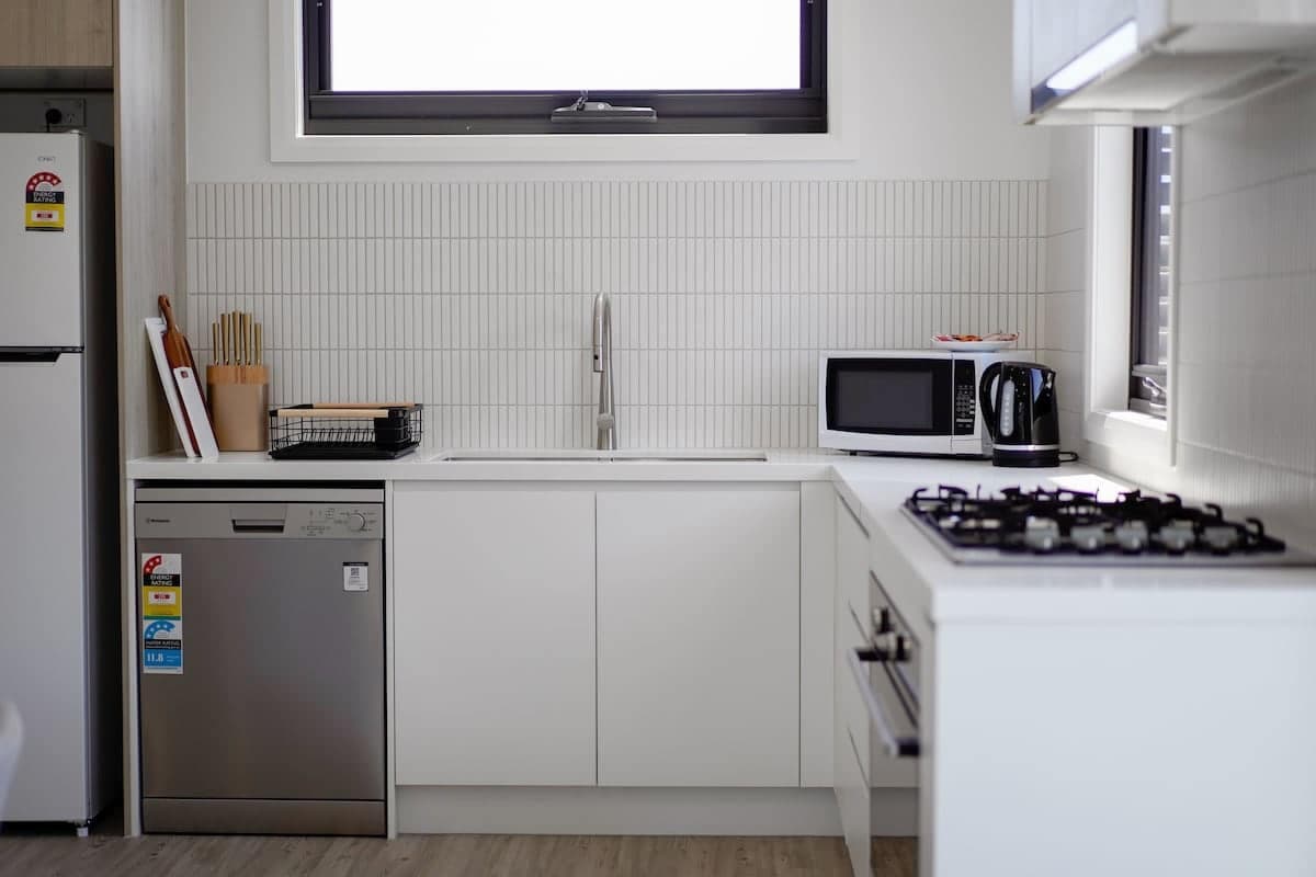 Furnished 2 Bedroom Rental in Rosebud