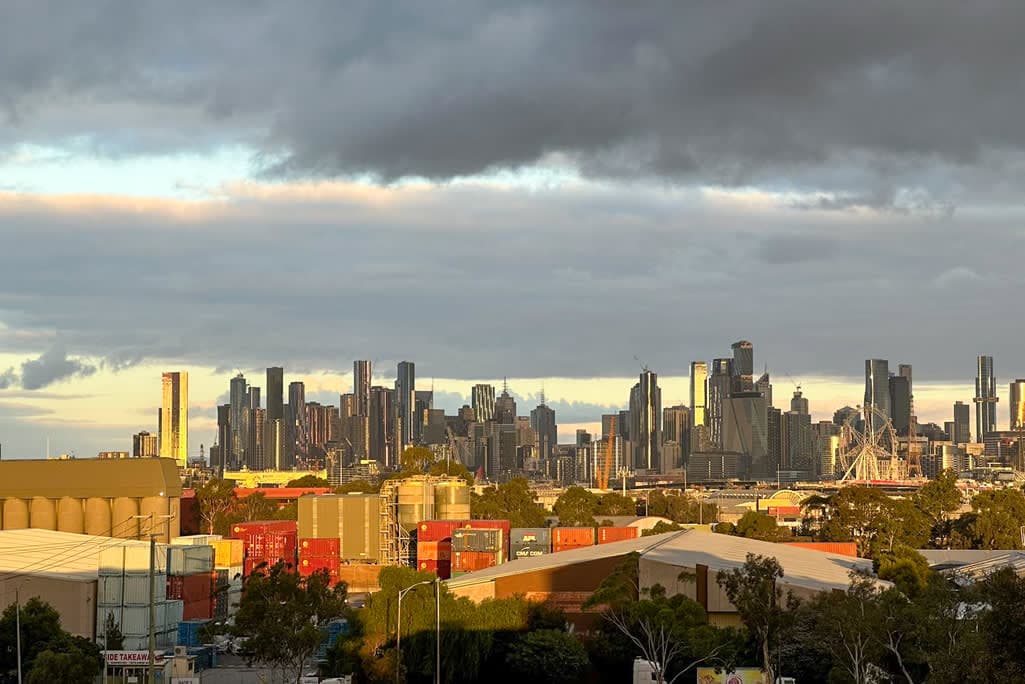 Furnished 2 Bedroom Apartment in Footscray