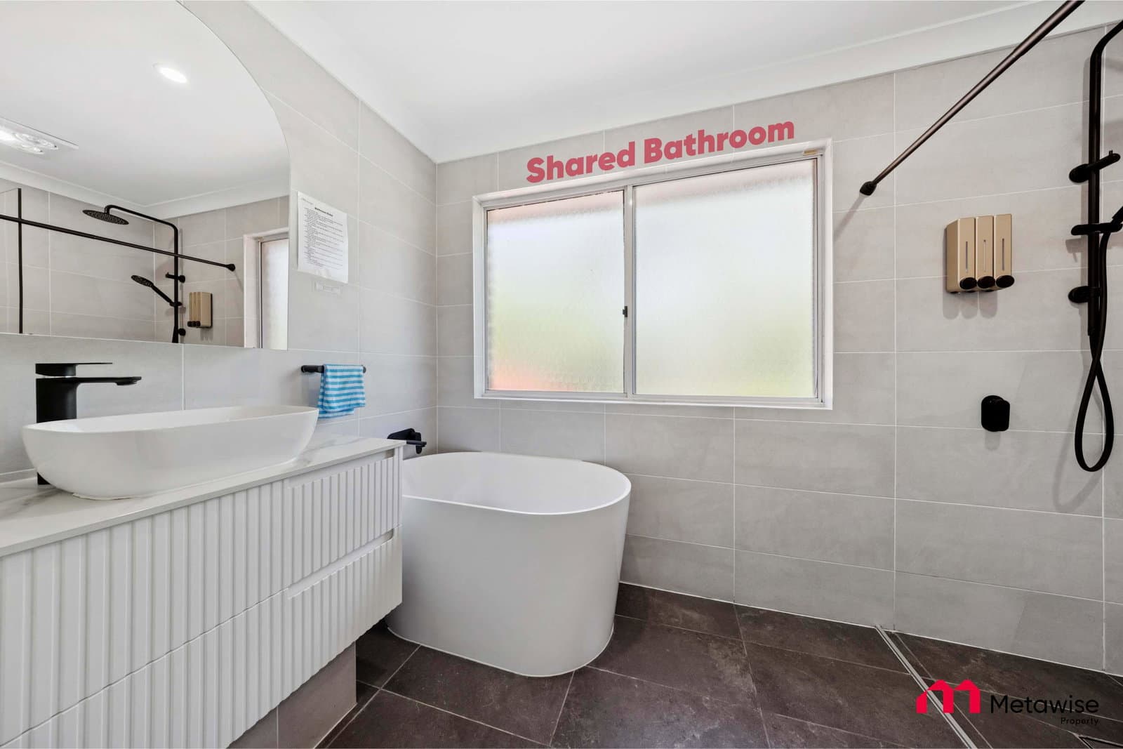 Furnished 1 Bedroom House in Castle Hill